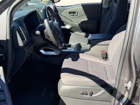 Certified 2024 Nissan Frontier SV w/ SV Convenience Package RWD image 19