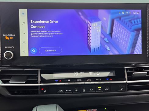 Certified 2025 Toyota Sienna XSE image 20