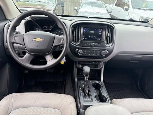 Used 2022 Chevrolet Colorado W/T w/ Custom Special Edition AWD/4WD image 13