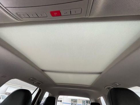 Used 2019 Volkswagen Atlas SE w/ Panoramic Sunroof Package image 6