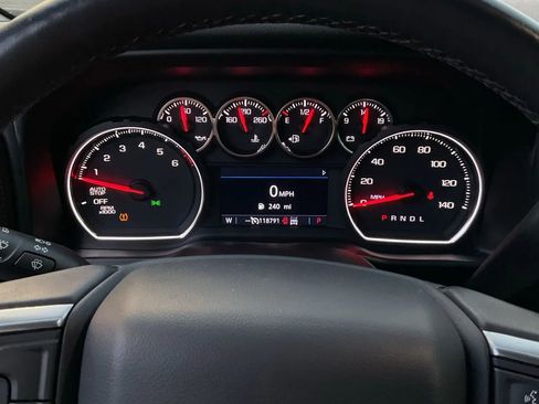 Used 2019 Chevrolet Silverado 1500 LT w/ All-Star Edition image 32