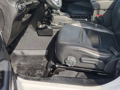 Used 2018 Jeep Wrangler Moab w/ Quick Order Package 24M Moab image 16