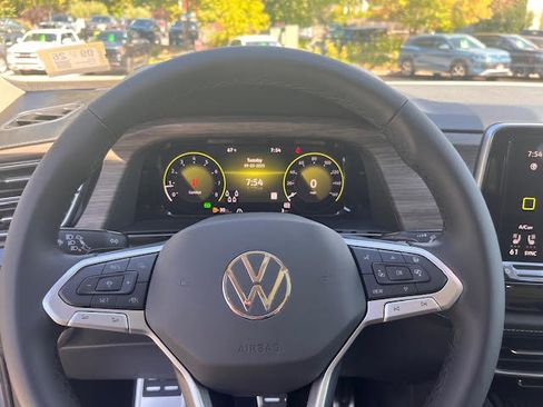 New 2026 Volkswagen Atlas SEL Premium R-Line image 7