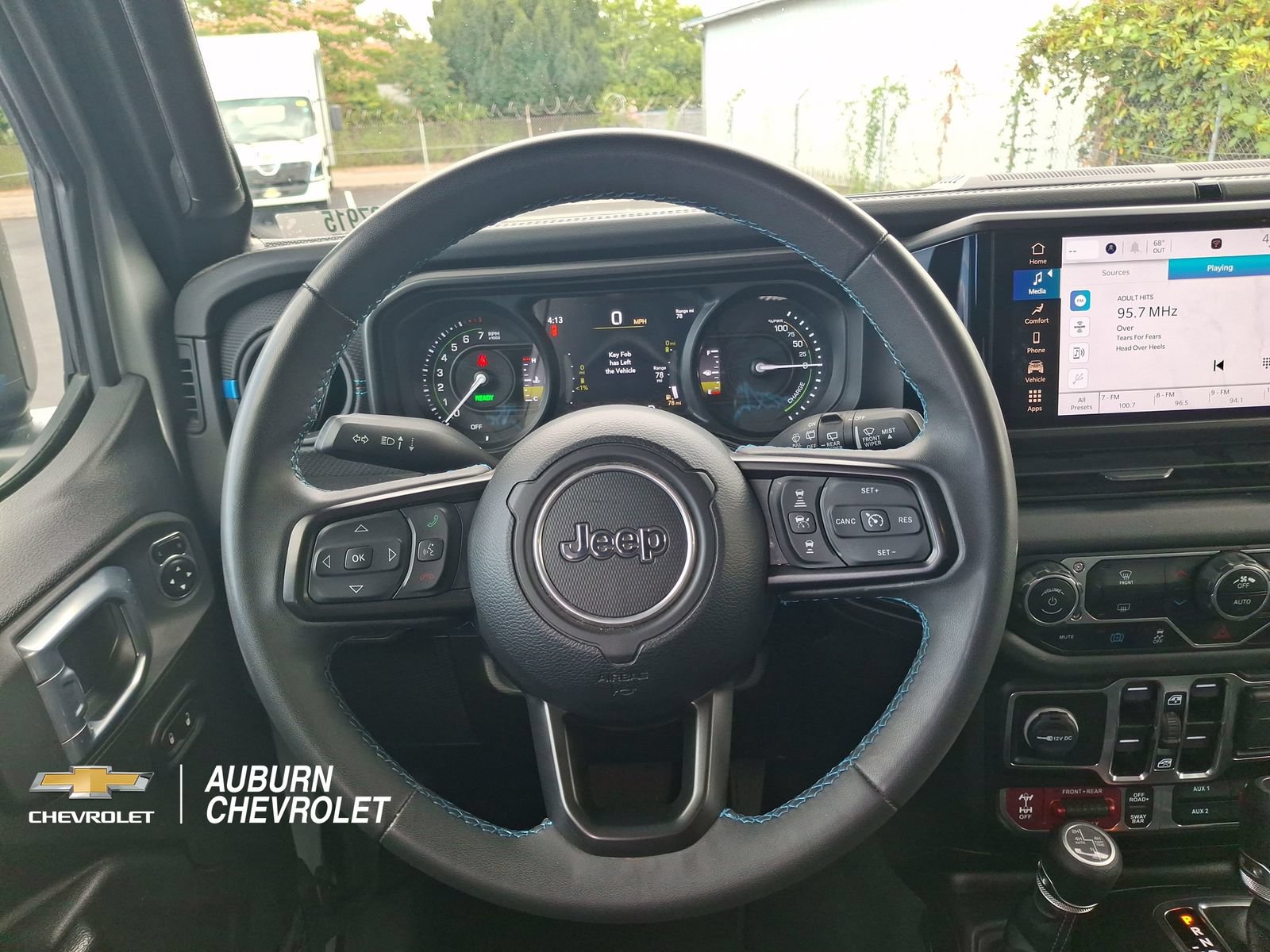 Used 2024 Jeep Wrangler Unlimited Rubicon 4xe AWD/4WD image 10