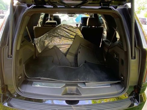 Used 2026 Cadillac Escalade Platinum Sport image 32