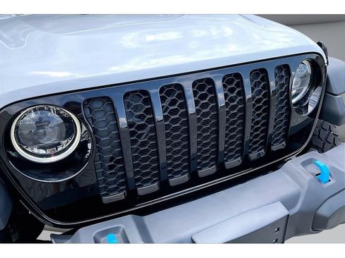 Used 2023 Jeep Wrangler Unlimited w/ 8.4" Radio Group AWD/4WD image 54