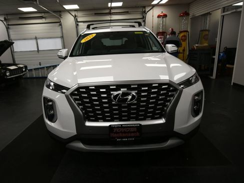 Used 2022 Hyundai Palisade SEL w/ Convenience Package AWD/4WD image 3
