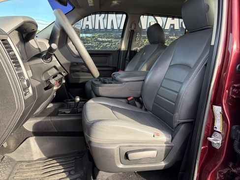 Used 2018 RAM 2500 Tradesman w/ Chrome Appearance Group image 7