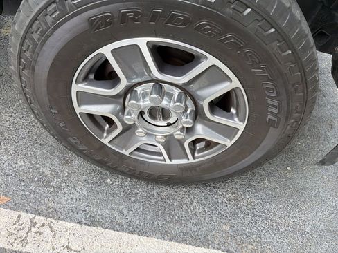 Used 2023 Ford F350 Lariat w/ Lariat Ultimate Package image 4