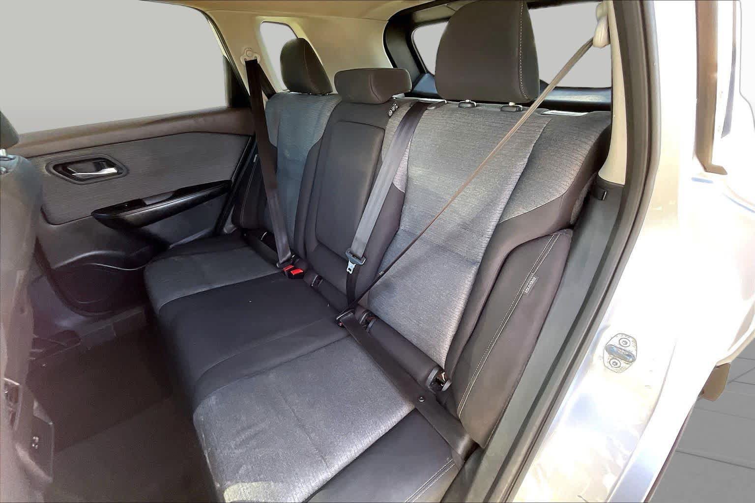 Used 2023 Nissan Rogue SV FWD image 20