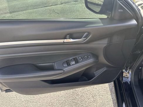 Used 2019 Nissan Altima 2.5 SV image 26