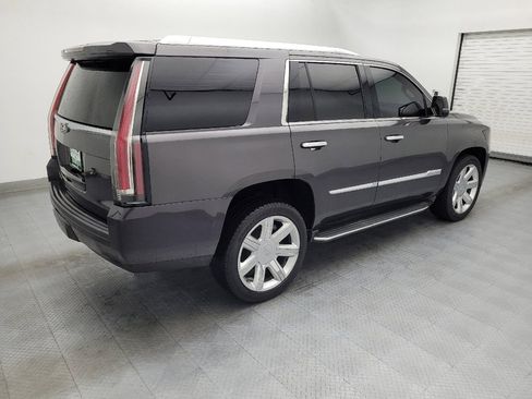 Used 2015 Cadillac Escalade Luxury AWD/4WD image 10