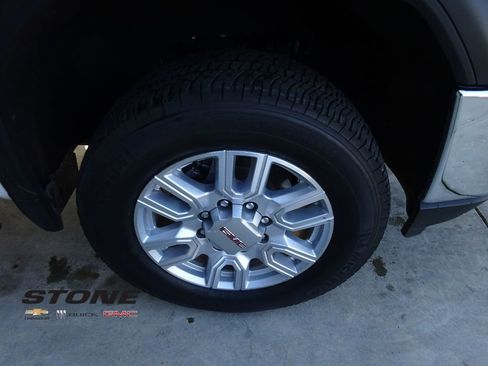 Used 2021 GMC Sierra 2500 SLT w/ SLT Premium Package image 12