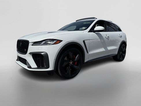 Used 2023 Jaguar F-PACE SVR image 9
