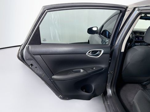 Used 2019 Nissan Sentra SV FWD image 25
