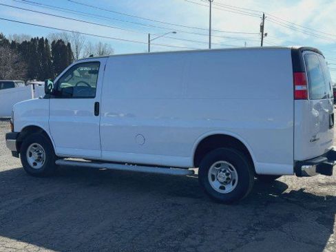 Certified 2024 Chevrolet Express 2500 w/ Driver Convenience Package image 6