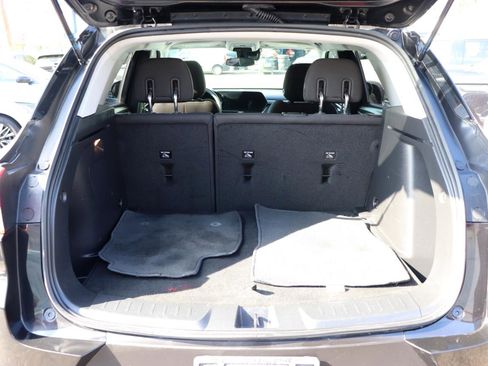 Used 2025 Chevrolet TrailBlazer LT image 45