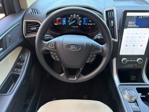 Certified 2023 Ford Edge SE w/ Black Appearance Package AWD/4WD image 14