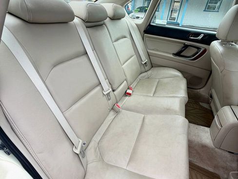 Used 2005 Subaru Outback 3.0R AWD/4WD image 17