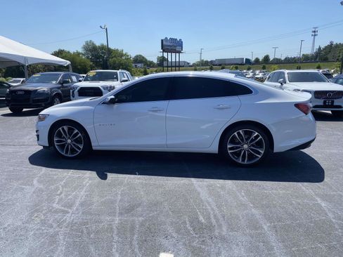 Used 2021 Chevrolet Malibu LT FWD image 4