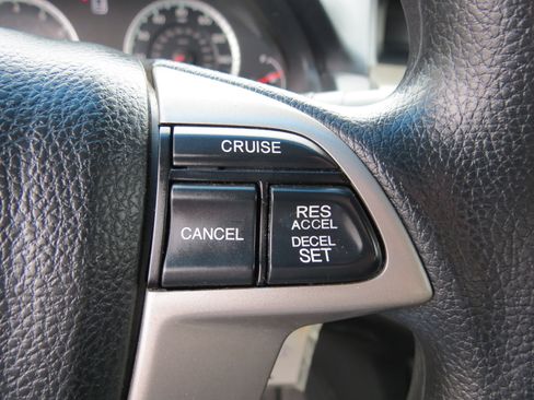 Used 2011 Honda Accord LX-S image 13