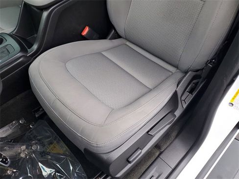 Used 2018 GMC Canyon 2WD Crew Cab image 11