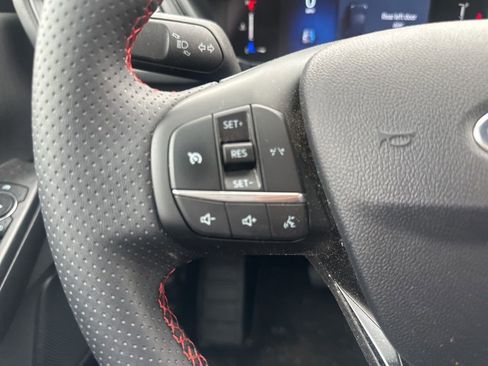 Used 2025 Ford Escape ST-Line image 22