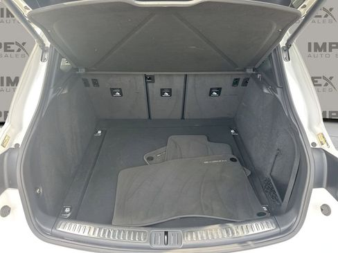 Used 2021 Porsche Macan image 29