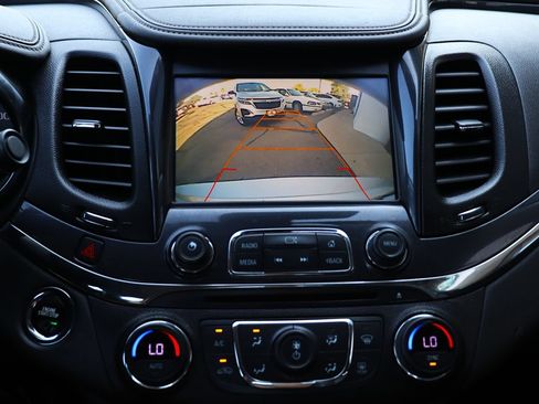 Used 2017 Chevrolet Impala Premier FWD image 47