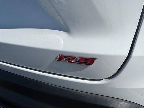 Used 2025 Chevrolet Trax RS w/ Sunroof Package image 7