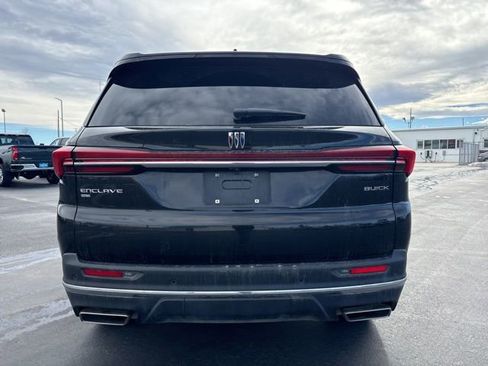Used 2025 Buick Enclave Preferred image 17