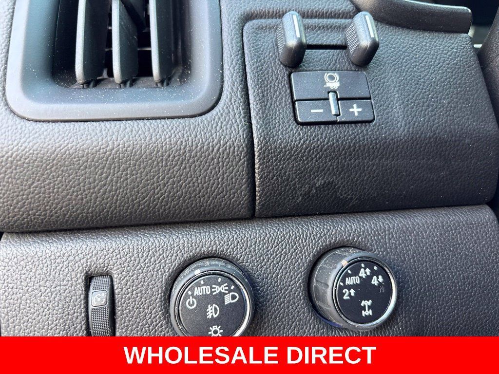 Used 2016 Chevrolet Colorado LT w/ Luxury Package, Chrome AWD/4WD image 15