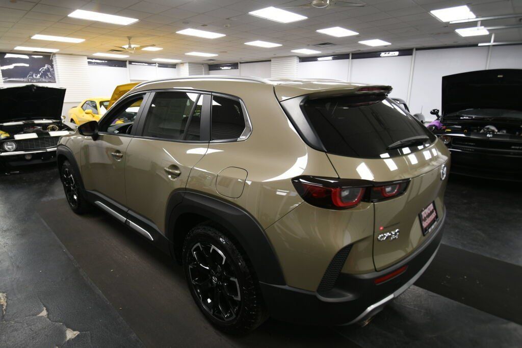 Used 2023 MAZDA CX-50 Meridian Edition AWD/4WD image 6