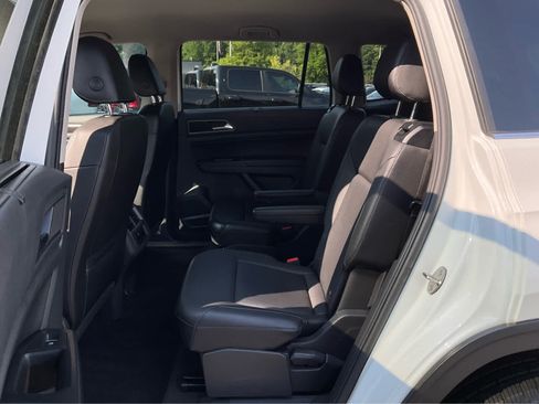 Used 2019 Volkswagen Atlas SE FWD image 25