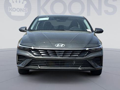 New 2026 Hyundai Elantra Hybrid FWD image 11