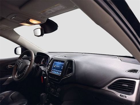 Used 2022 Jeep Cherokee Latitude image 29