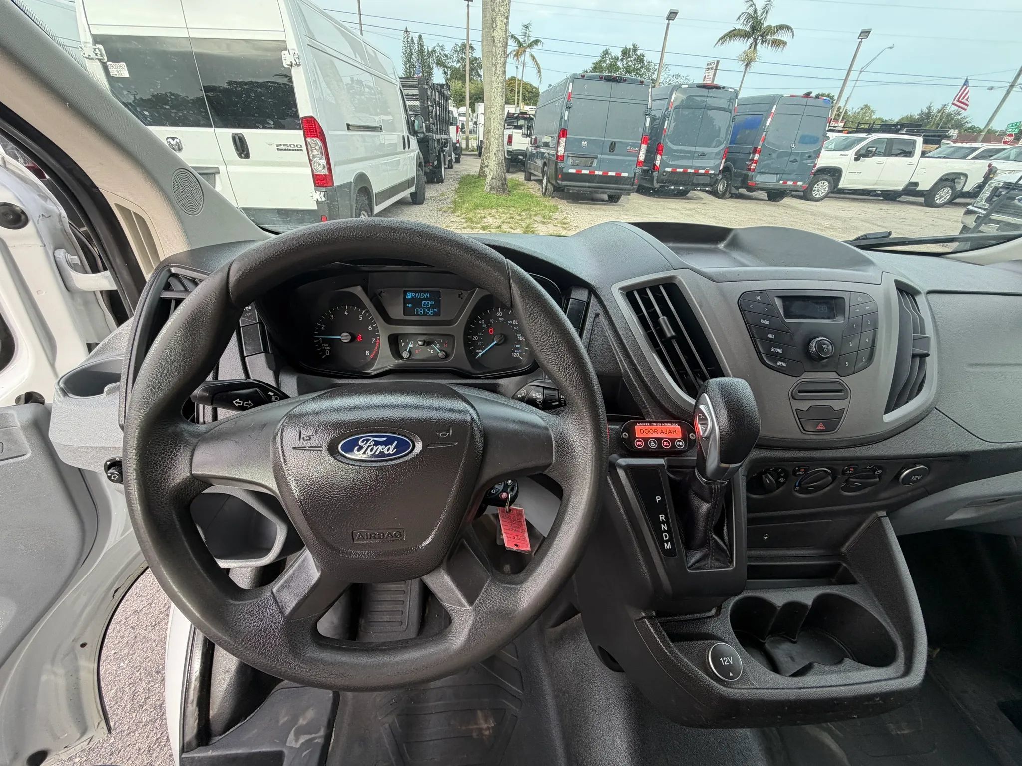 Used 2018 Ford Transit 350 XL RWD image 15