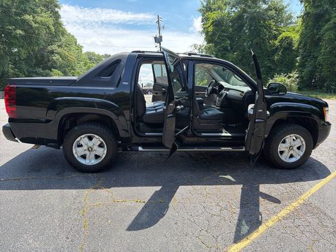 Used 2008 Chevrolet Avalanche LT RWD image 33