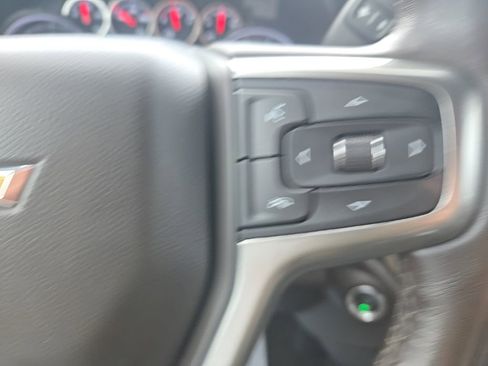 Used 2022 Chevrolet Silverado 2500 LT w/ Convenience Package image 18