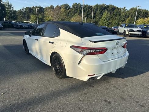 Used 2022 Toyota Camry XSE FWD image 8
