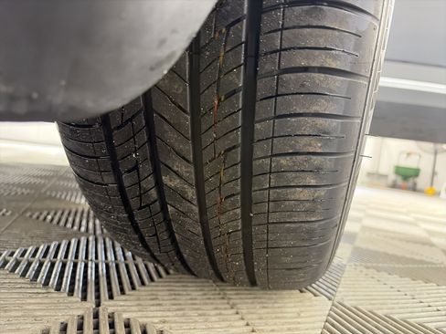 Used 2025 Volkswagen Atlas SEL image 13