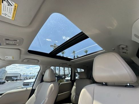 Used 2025 INFINITI QX80 Pure RWD image 19