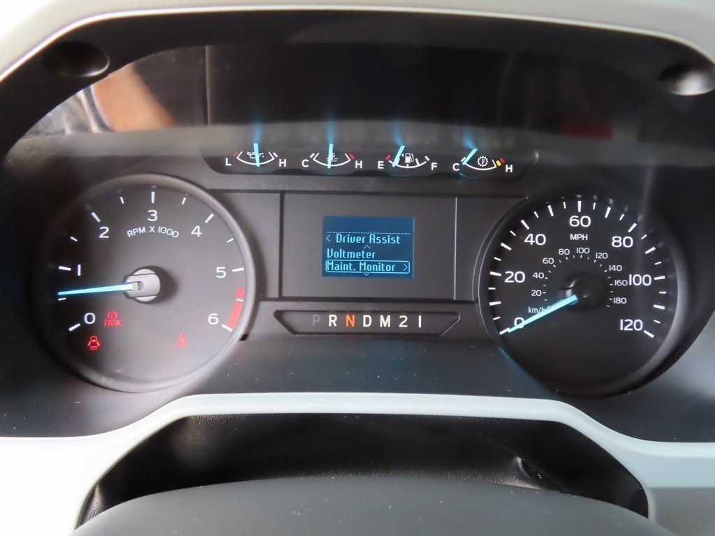 Used 2022 Ford F750 2WD Regular Cab Super Duty image 19