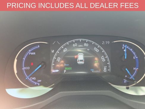 Used 2020 Toyota RAV4 Limited AWD/4WD image 13
