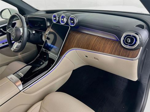 Certified 2023 Mercedes-Benz GLC 300 4MATIC image 28