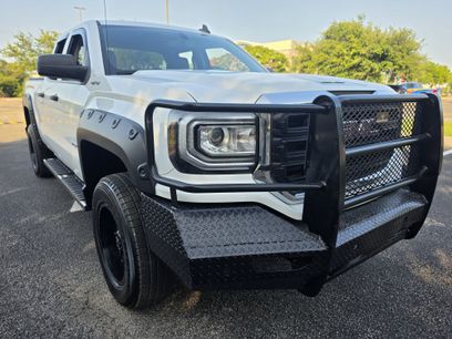 Used 2017 GMC Sierra 1500 4x4 Double Cab w/ Sierra Convenience Package