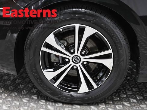 Used 2021 Nissan Sentra SV image 32