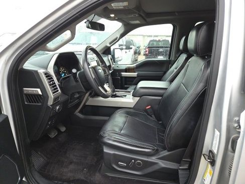 Used 2016 Ford F150 Lariat image 9