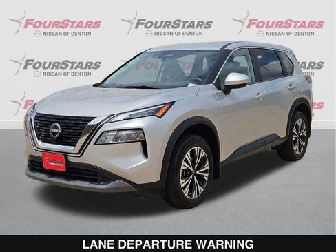 Used 2023 Nissan Rogue SV FWD image 9
