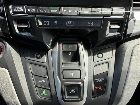 Used 2019 Honda Odyssey EX image 17